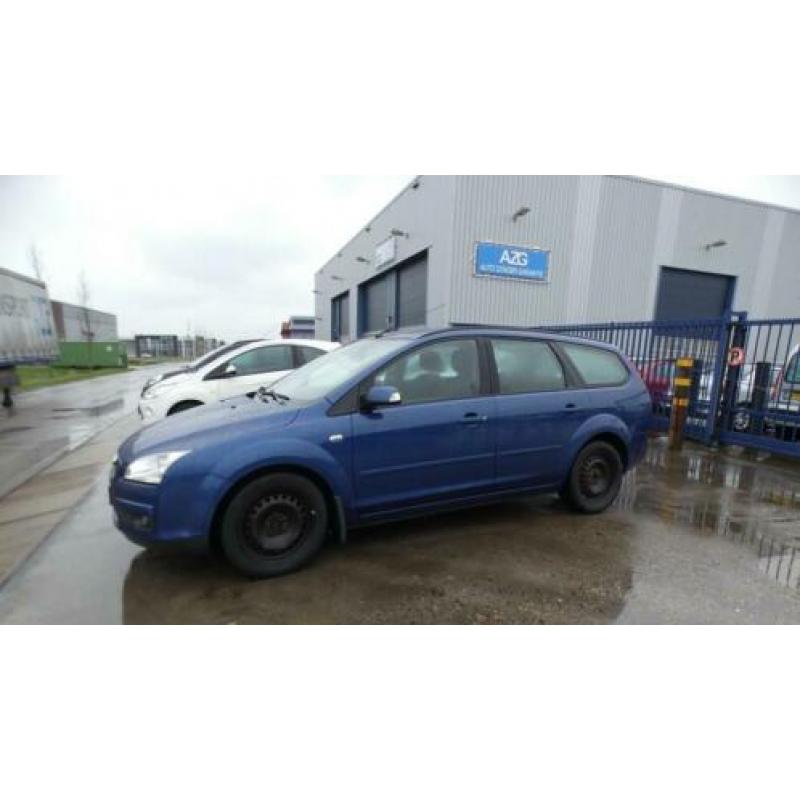 Ford Focus Wagon 1.8 TDCI Ghia / cruise control / climate co