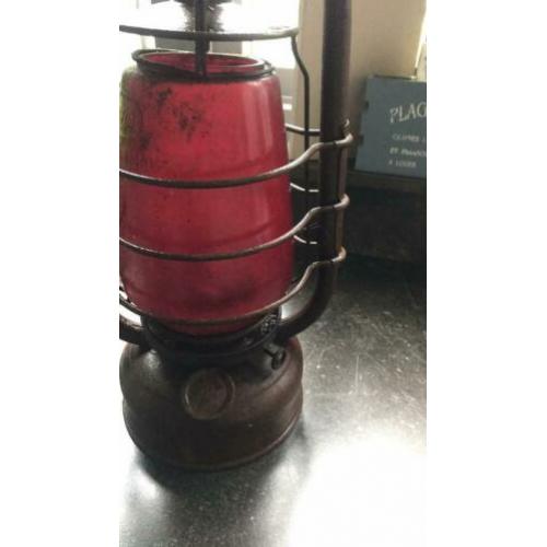 Antieke scheepslantaarn scheepslamp ijzer mt rood glazen kap