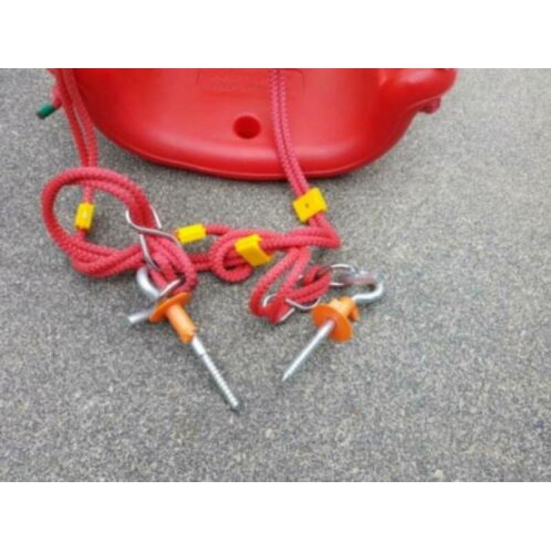 Schommel Twipsolino kunststof type SSF00130 met ophangkabels
