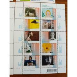 4 velletjes postzegels uit 2005