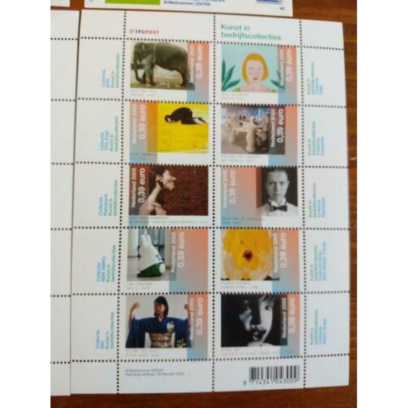 4 velletjes postzegels uit 2005