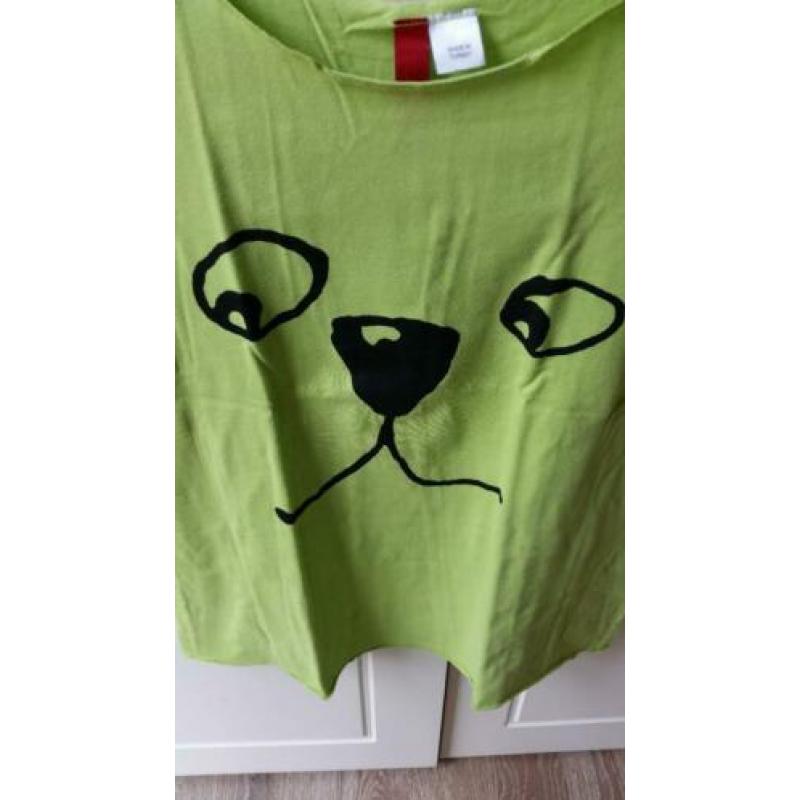 Groene top met opdruk van H&M maat 38