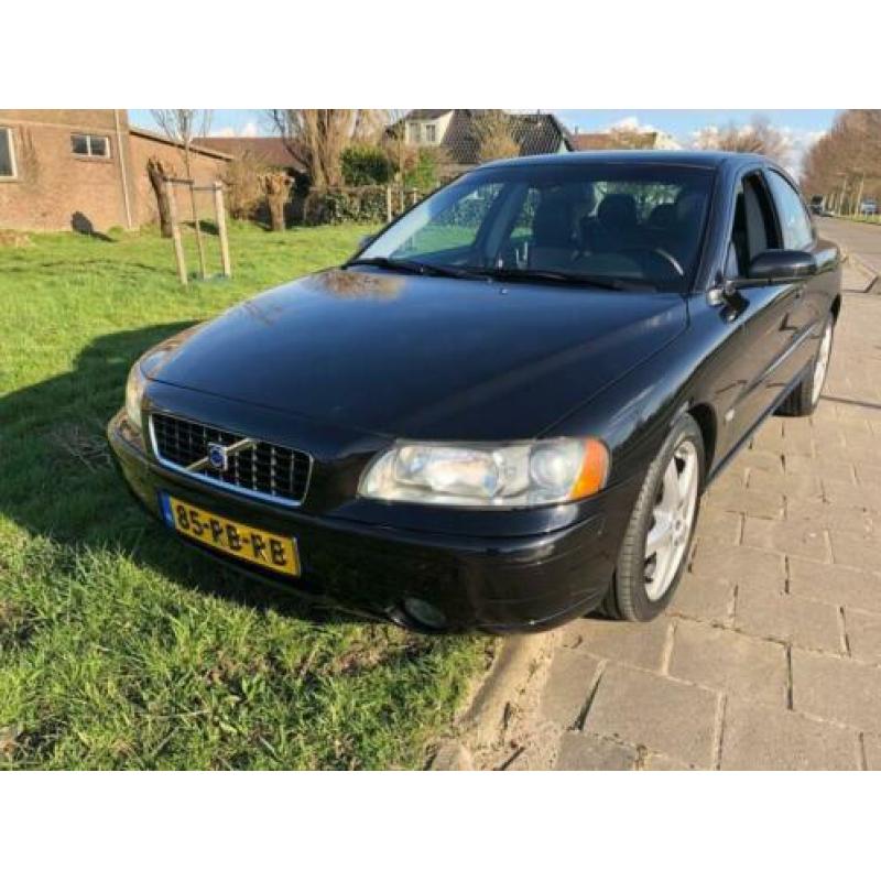 Volvo S60 2.5T Summum Automaat
