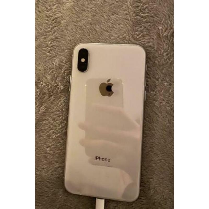iPhone X 64GB Silver