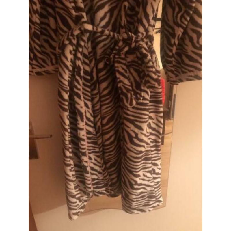 Badjas maat M in tijgerprint zacht fluffy