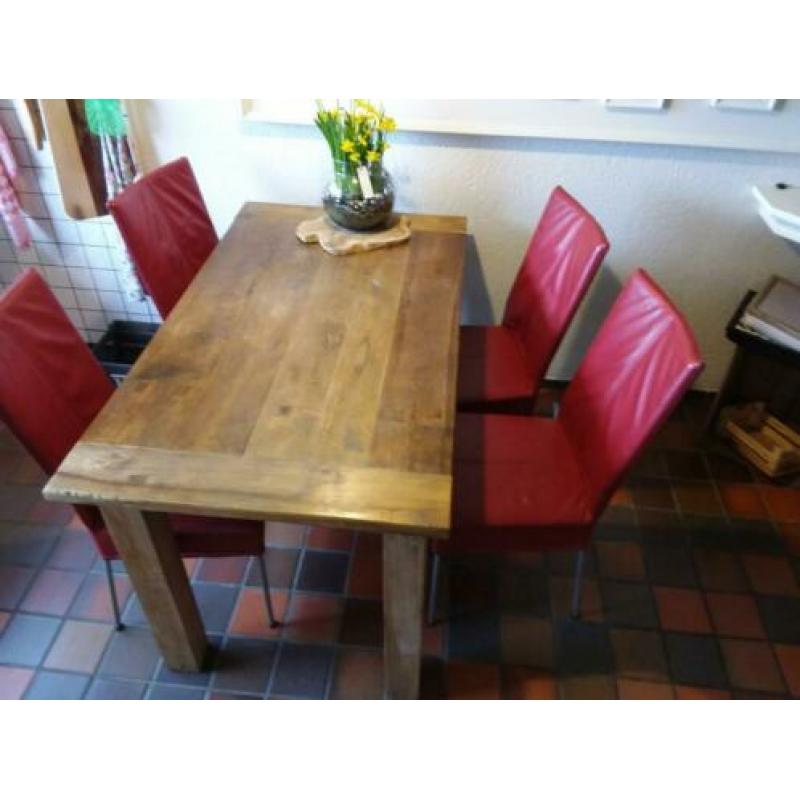 4 HVS stoelen