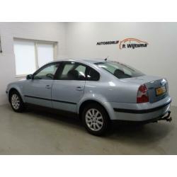 Volkswagen Passat 1.8 Turbo 150 pk AUTOMAAT Comfortline CLIM