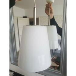 Hanglampje of ganglampje melkglas