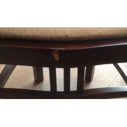 8 teakhouten stoelen