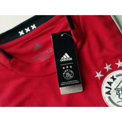 Nieuw Ajax uit & thuis shirt van dit seizoen