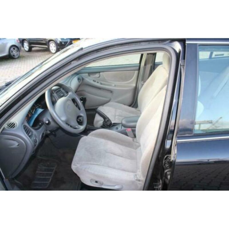 Chevrolet Alero 2.4 SA airco, radio cd speler, cruise contro