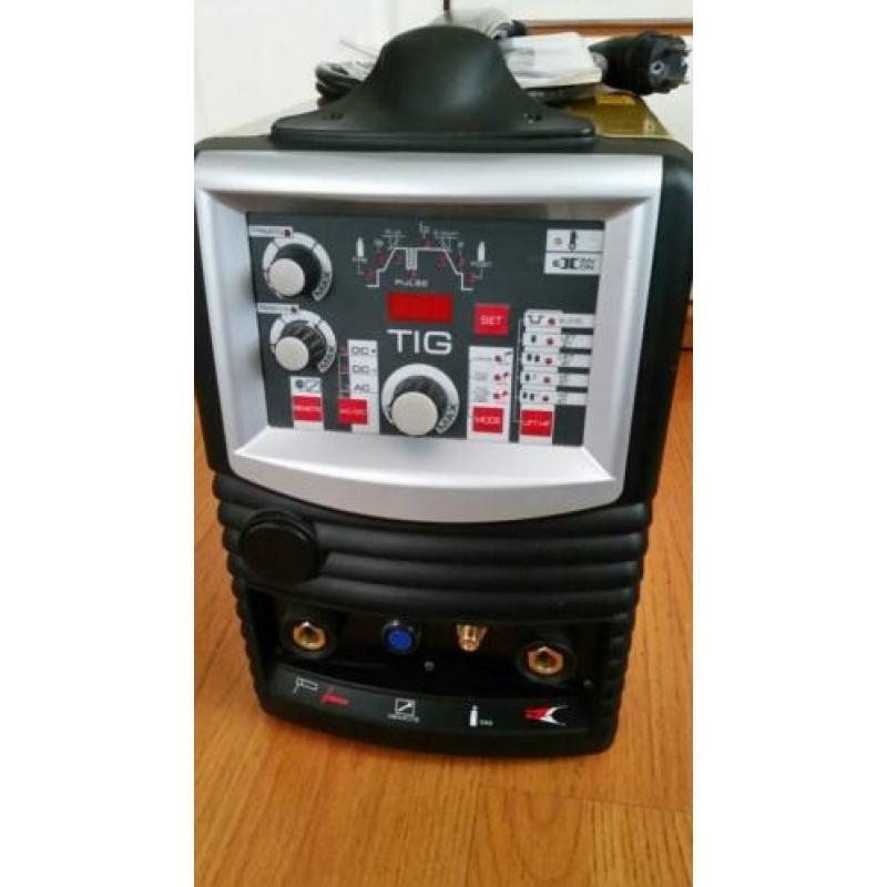 Te koop z.g.a.n TIG lasinverter 230 v Ac/Dc !