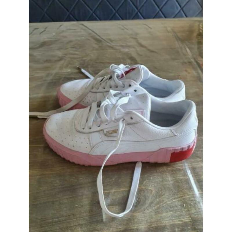 Puma sneakers maat 39