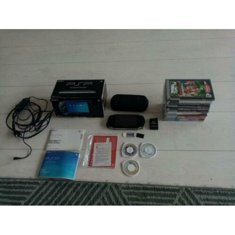 Psp 1004 Sony zwart boxed 9 games playstation psp