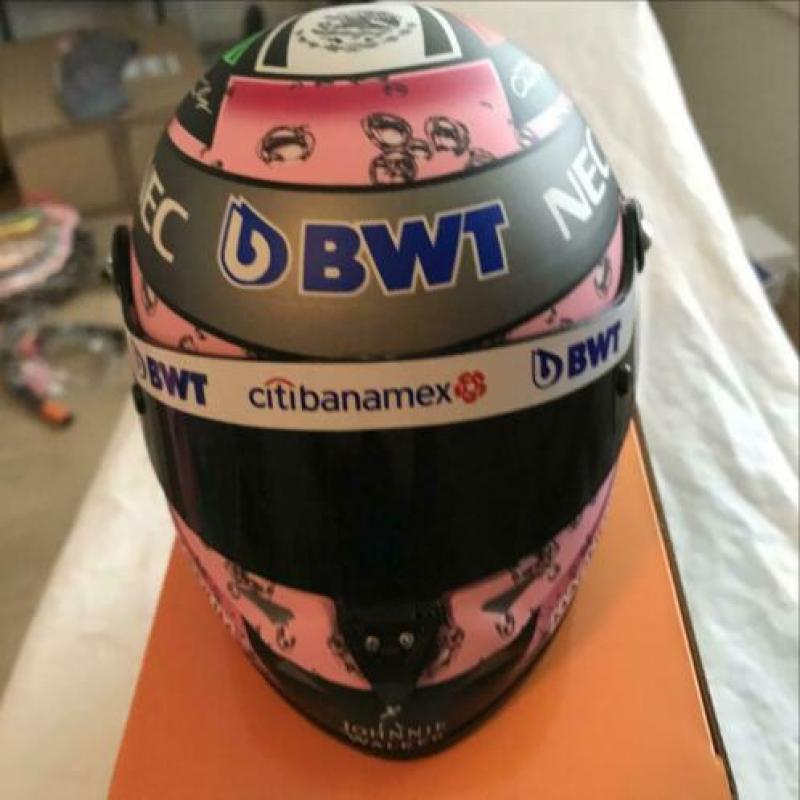 Sergio Perez 2017 Schubert helm 1:2
