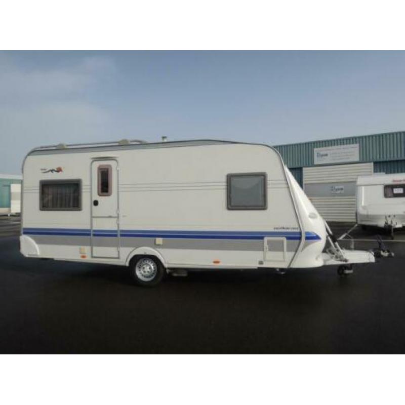 Hobby Excellent Easy 495 bj 2006 +mover +voortent +luifel
