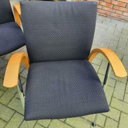 4 design stoelen .