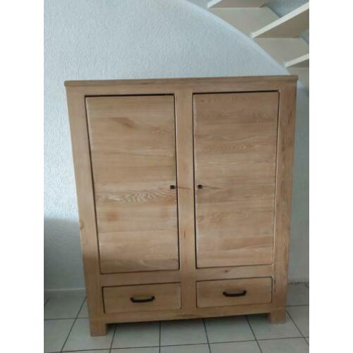 Eiken white wash gewaxt complete set.