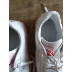 Puma sneakers maat 39