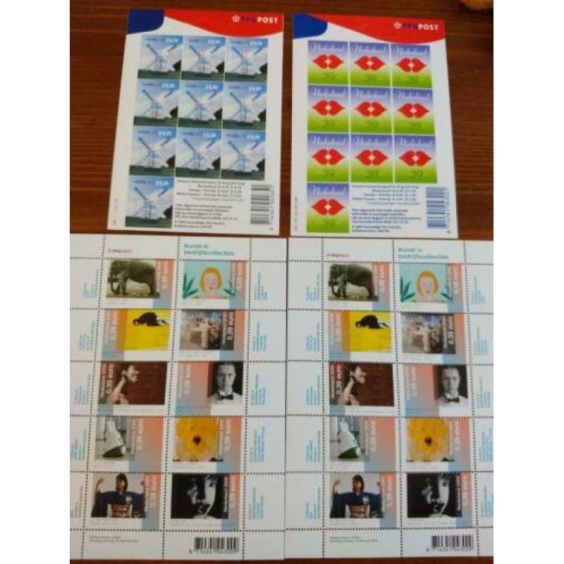 4 velletjes postzegels uit 2005