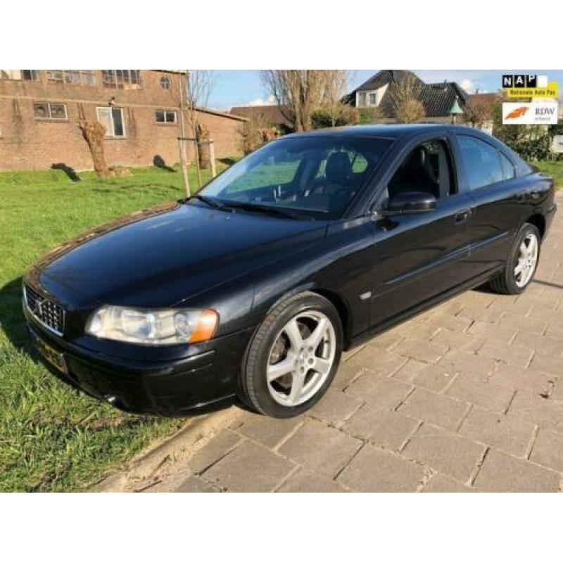 Volvo S60 2.5T Summum Automaat