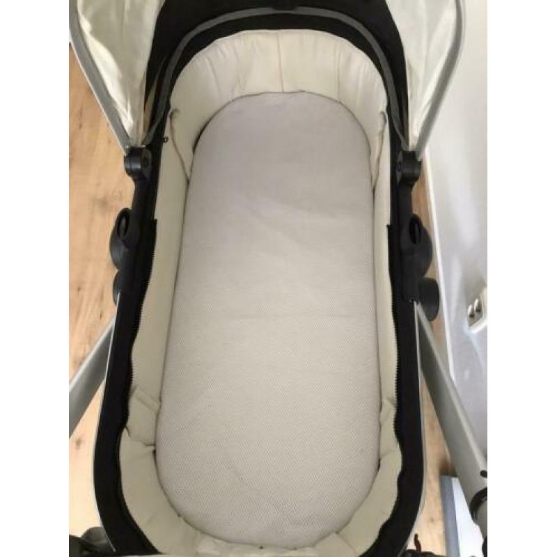 Zeer nette Joolz Day Elephant Grey kinderwagen