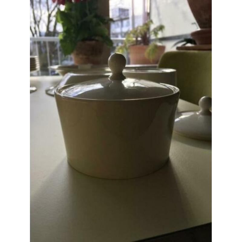 Wedgwood Plain Ivory suikerpot