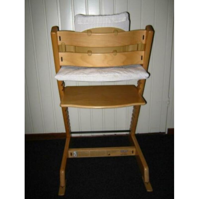 kinderstoel stokke tripp traap met newbornset/verkleinset