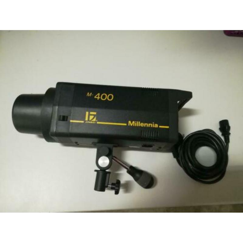 Flitser Jinbei M-400 Milleninnia