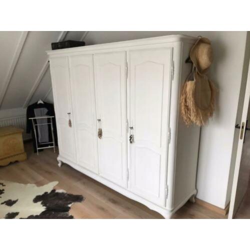 Kleding kast - hout mat wit
