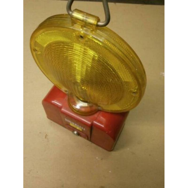 Knipperlamp Signalite met nieuwe accu 6v