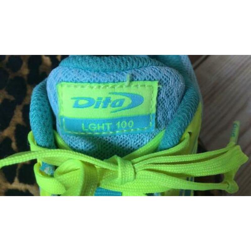 Ditta hockey schoenen (buiten) maat 31