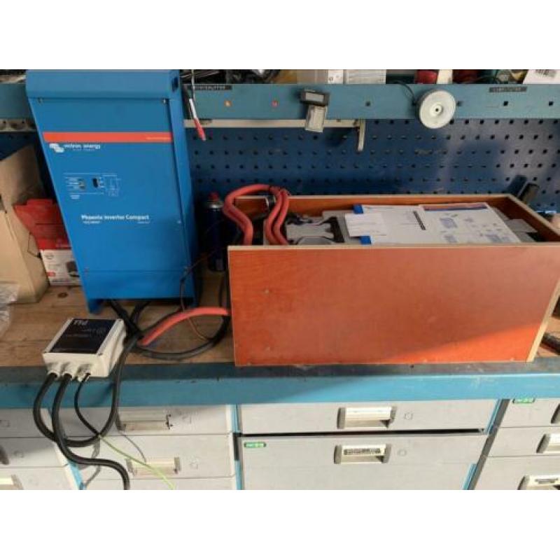 Omvormer Victron 2000Watt 12Volt TTd accu