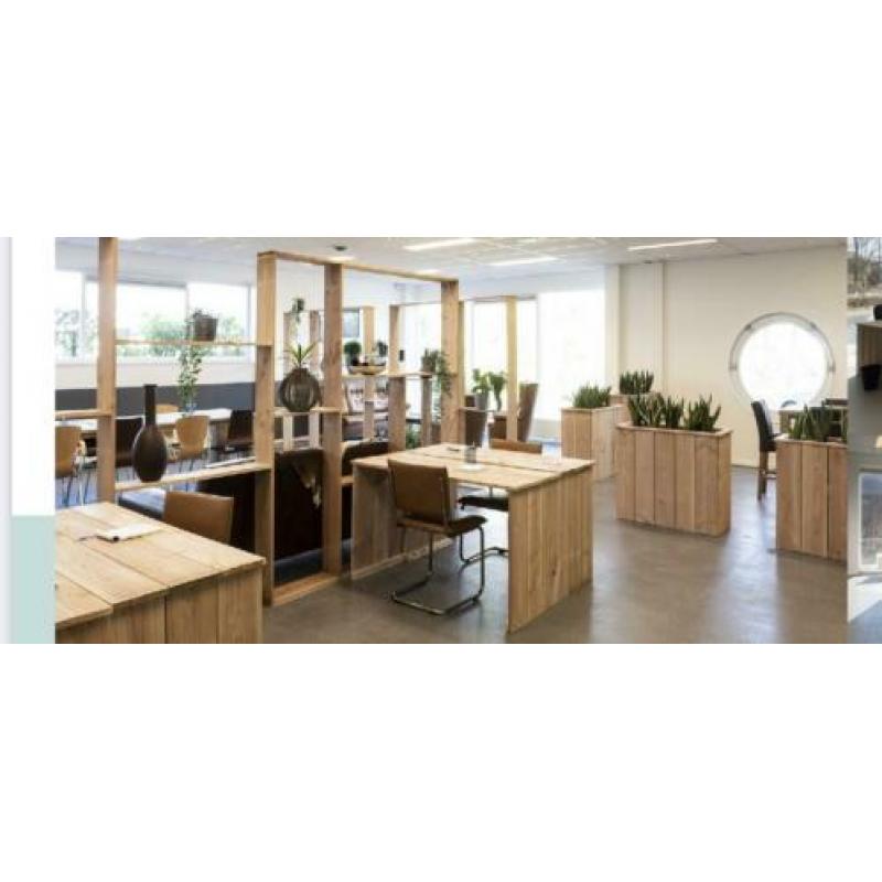 Gehele steiger houten kantoorinrichting
