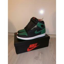 Jordan 1 ‘Pine Green’ maat 42