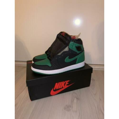 Jordan 1 ‘Pine Green’ maat 42