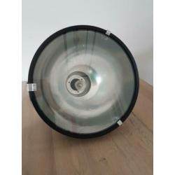 Zwarte industriële hanglamp