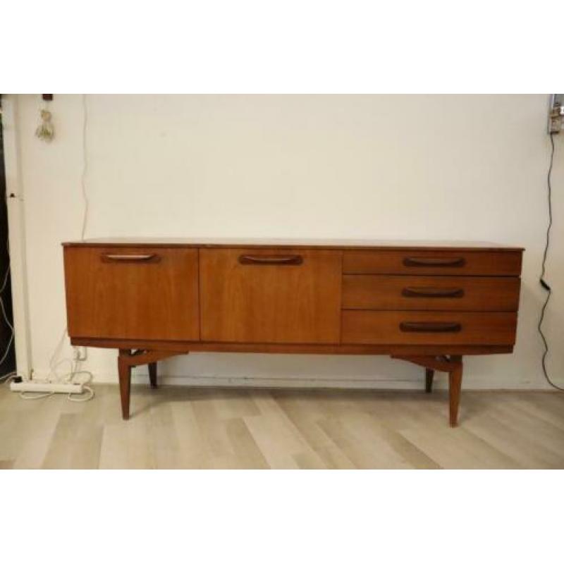 vintage dressoir beautility engels kast lowboard design tv m