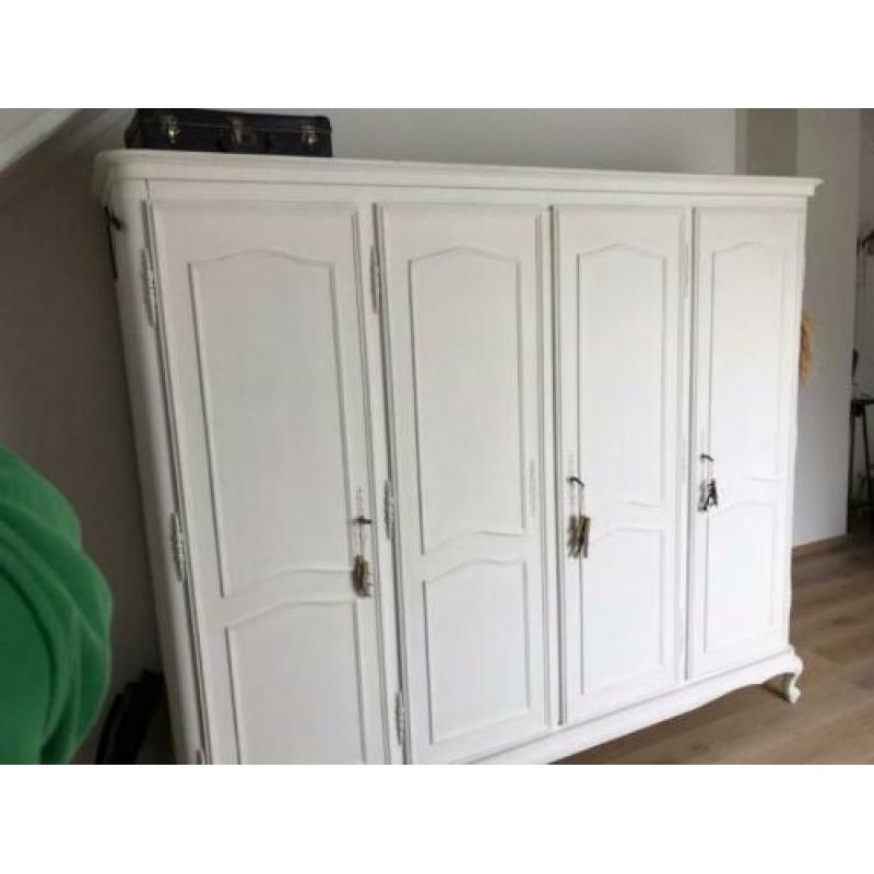Kleding kast - hout mat wit