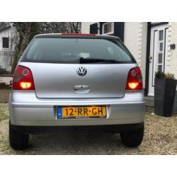 Volkswagen Polo 1.4-16V Turijn Airco/Elek-ramen/Dealer onder