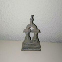 Lemax Spooky Town Crypt - Beloved- Buried -Rise All Ye Dead