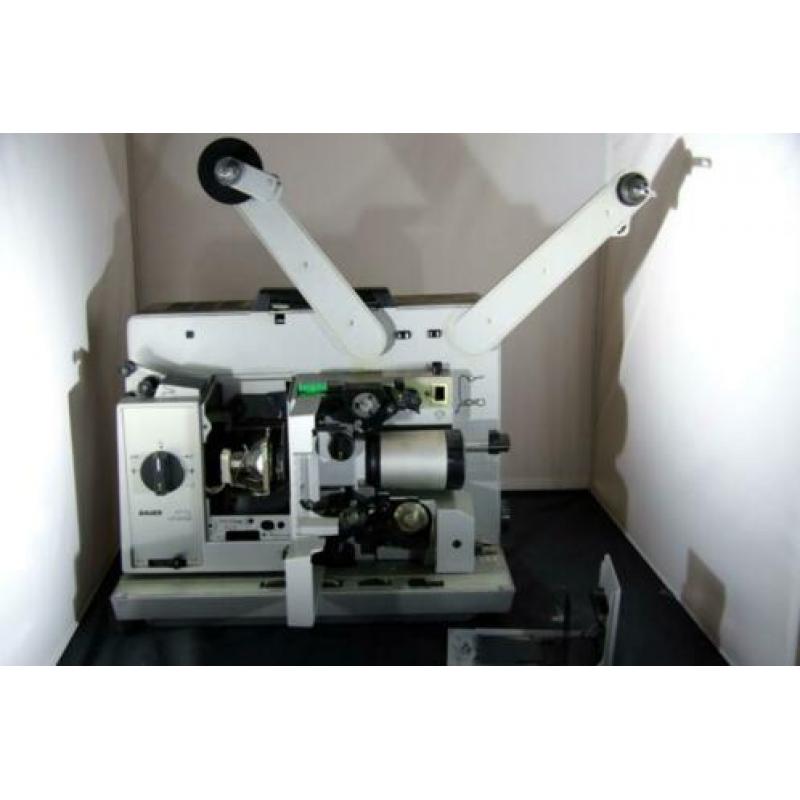 Bauer P7TS Universal, met geluidsbox en Eiki Long Play Unit