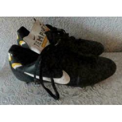 Nike tiempo zwarte voetbal schoenen maat 44