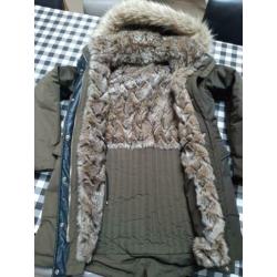 Zara jas L