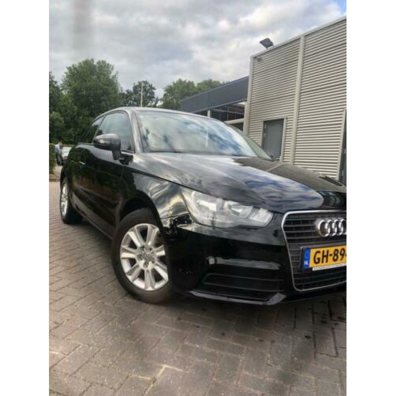 Audi A1 1.2 Tfsi 63KW 2011 Airco Navi Stoelverwarming