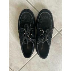 Underground creepers