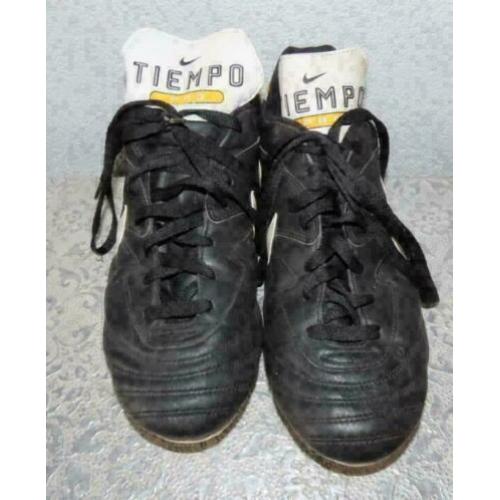 Nike tiempo zwarte voetbal schoenen maat 44