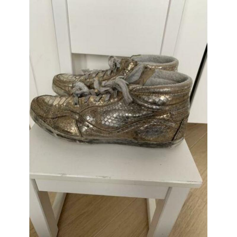 Gouden sneaker bryan blake maat 40