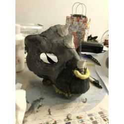 Dino mask commissies (MET KLEI)