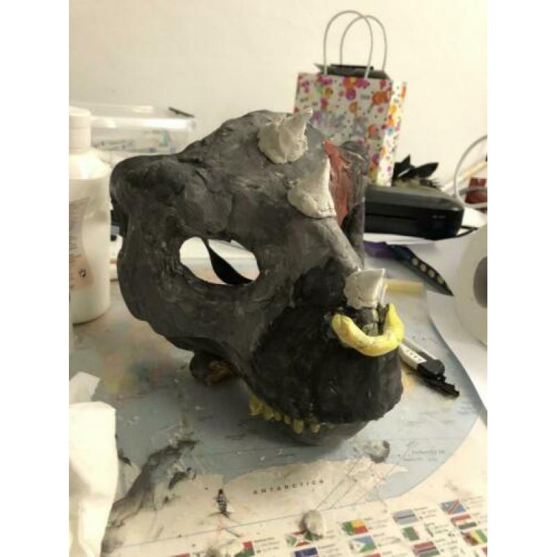 Dino mask commissies (MET KLEI)
